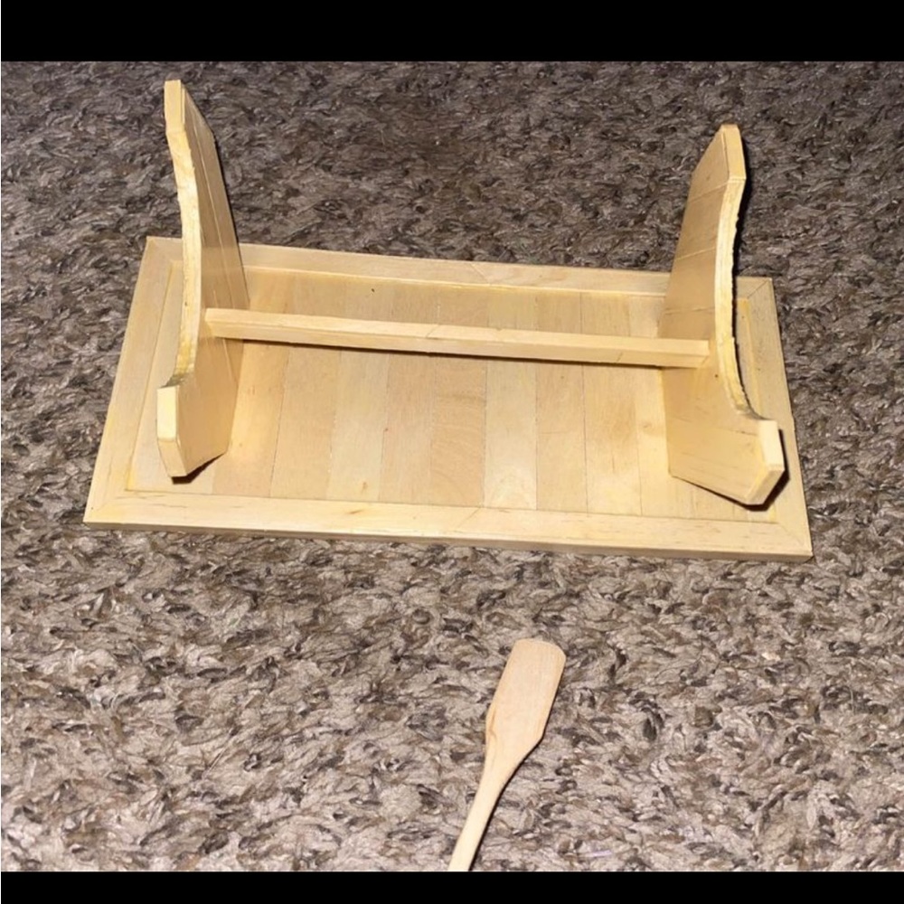Completely Handmade boat with paddles - Picture 3 of 16